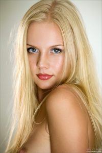 sarah-face-time-mplstudios-0034