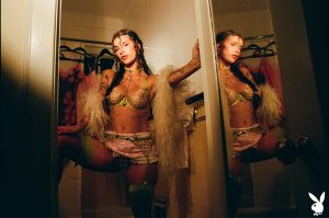 ari-kytsya-celluloid-fantasy-playboy-0015